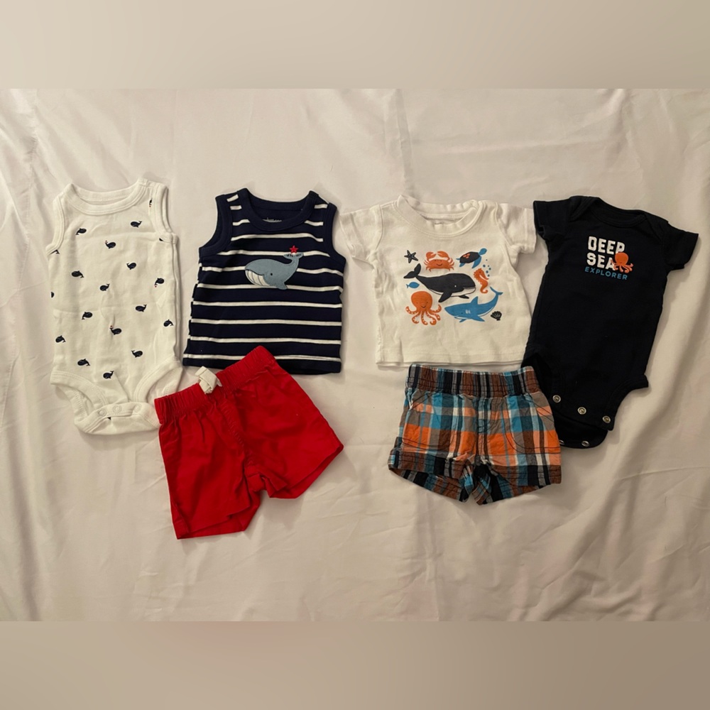 Carter’s 3 piece short set | Size: Newborn